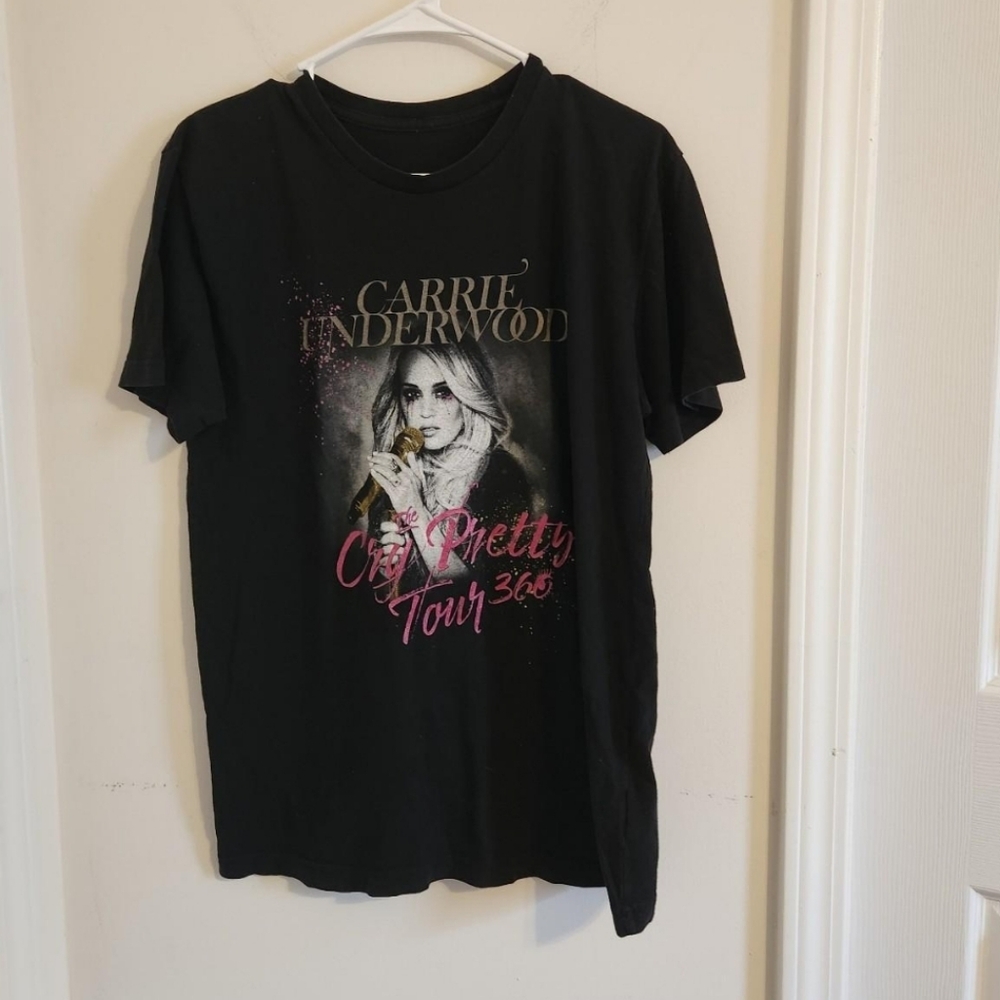 Carrie Underwood Cry Pretty Tour black t-shirt #countrymusic #tourtee Medium